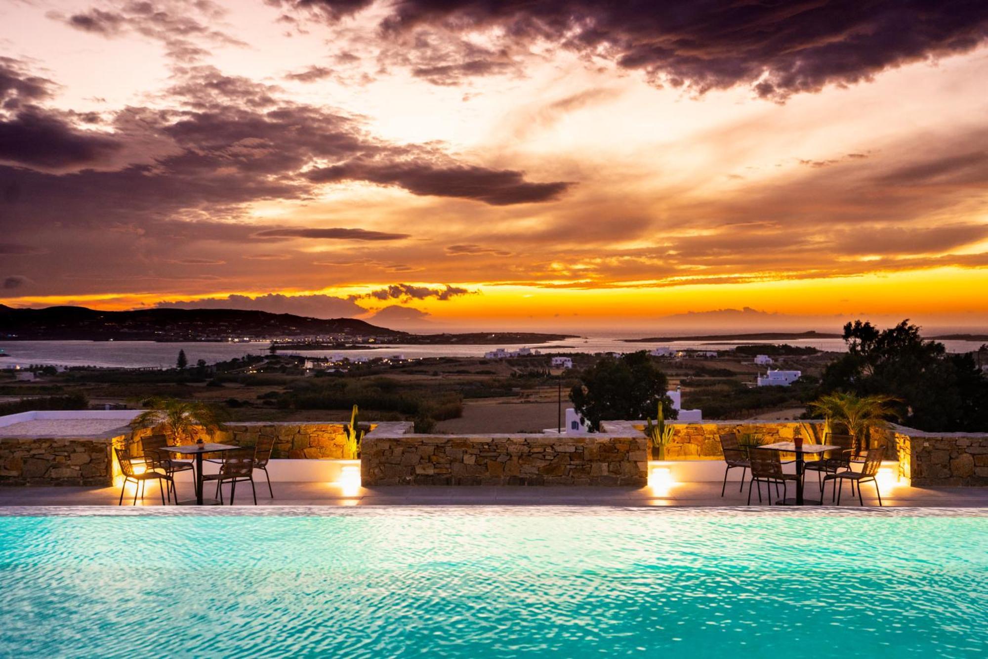 Kouros Blanc Resort & Suites Pounda Exterior photo