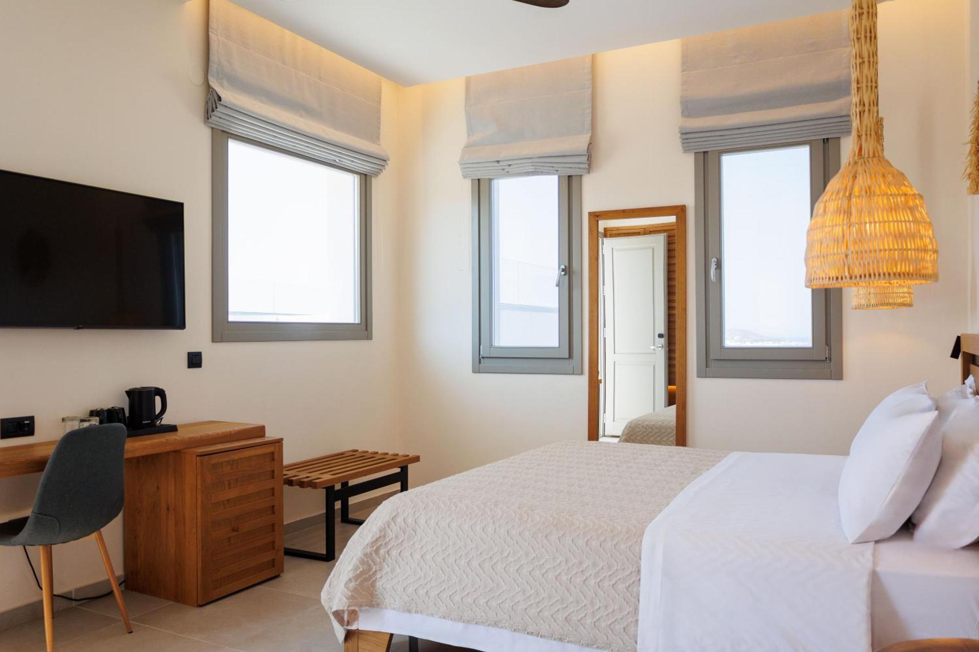 Kouros Blanc Resort & Suites Pounda Exterior photo