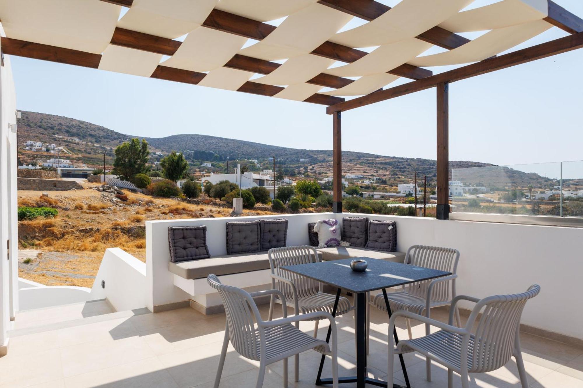 Kouros Blanc Resort & Suites Pounda Exterior photo